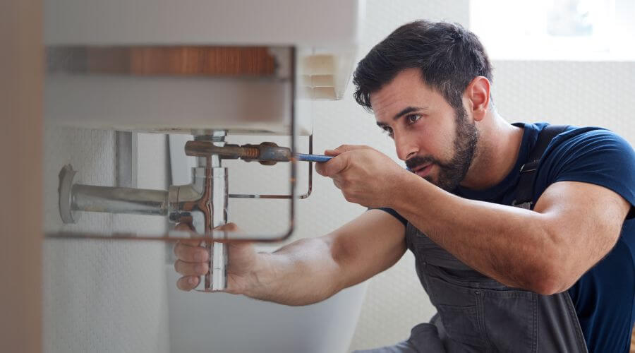 Professional sink repair services in Littlerock, CA
